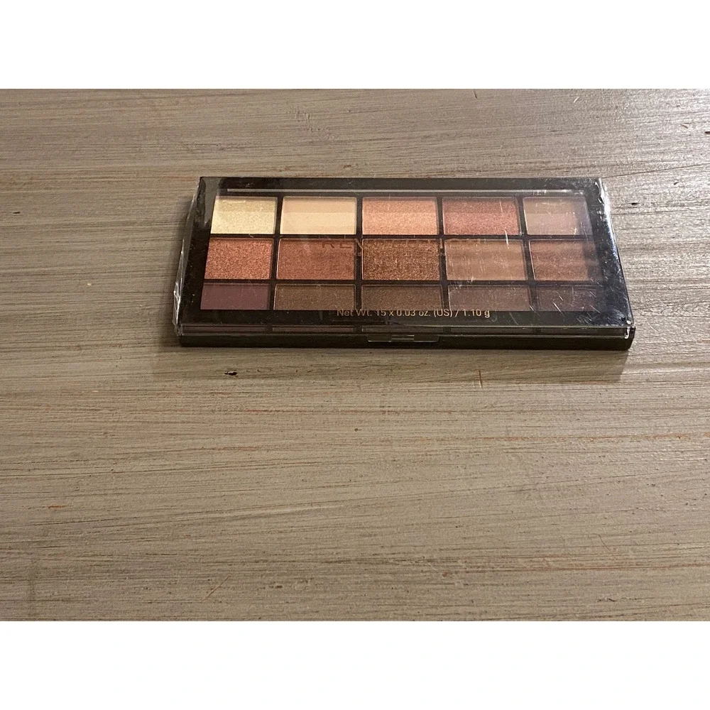 Makeup Revolution Re-Loaded Iconic 3 Eyeshadow Palette 15 Shades Rose Gold New
